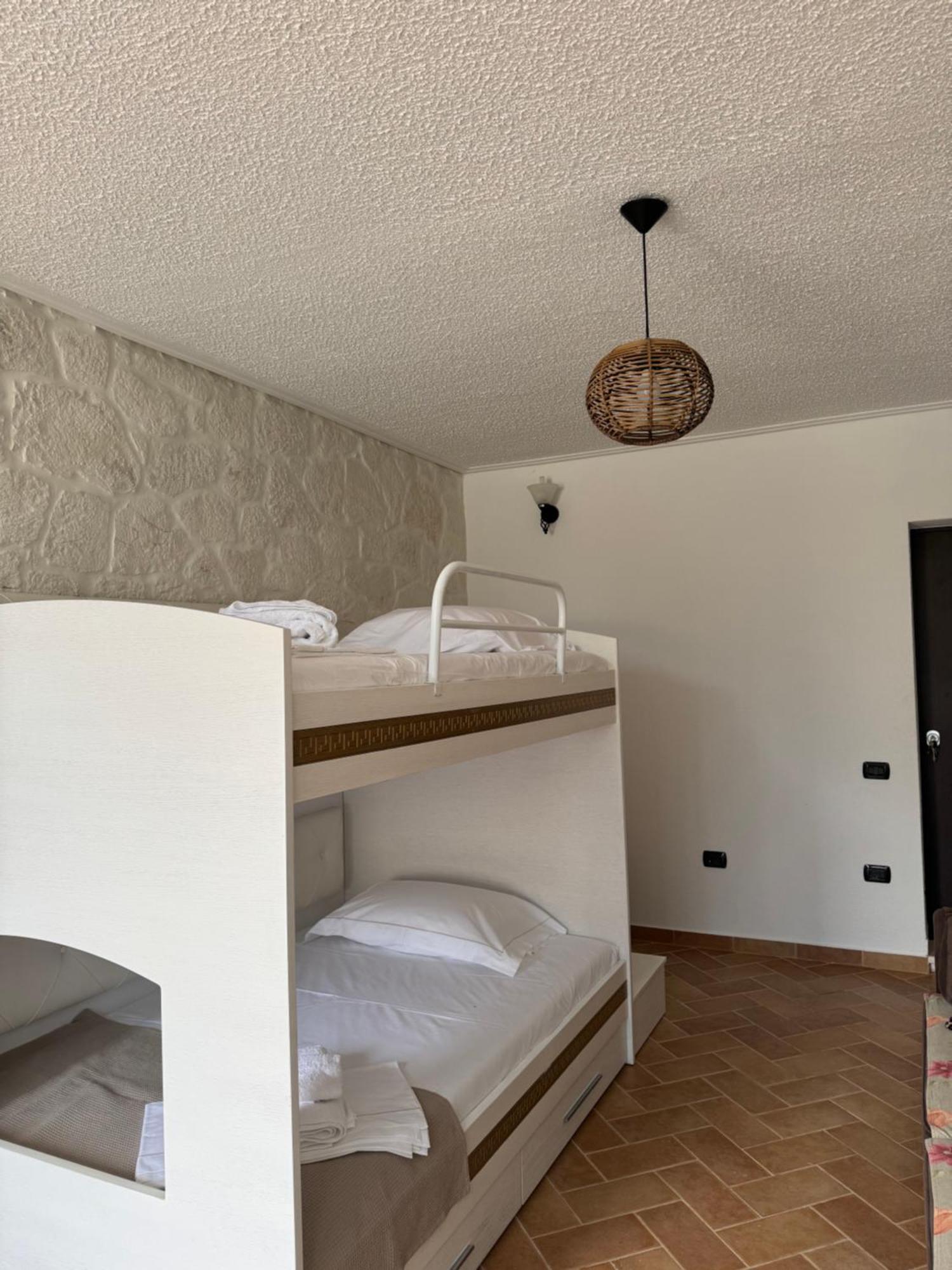 Dapaj Luxury * Vlorë